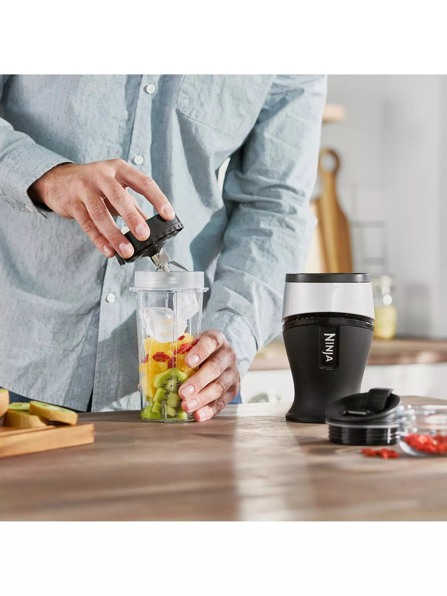 Ninja Nutri 700W Slim Blender & Smoothie Maker QB3001
