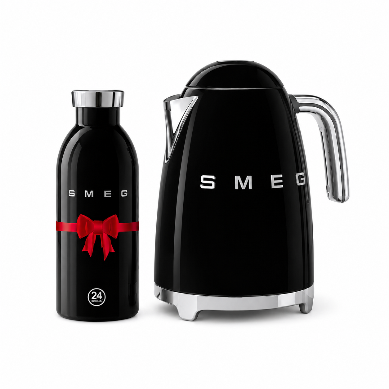 Smeg kettle and Free Bottle