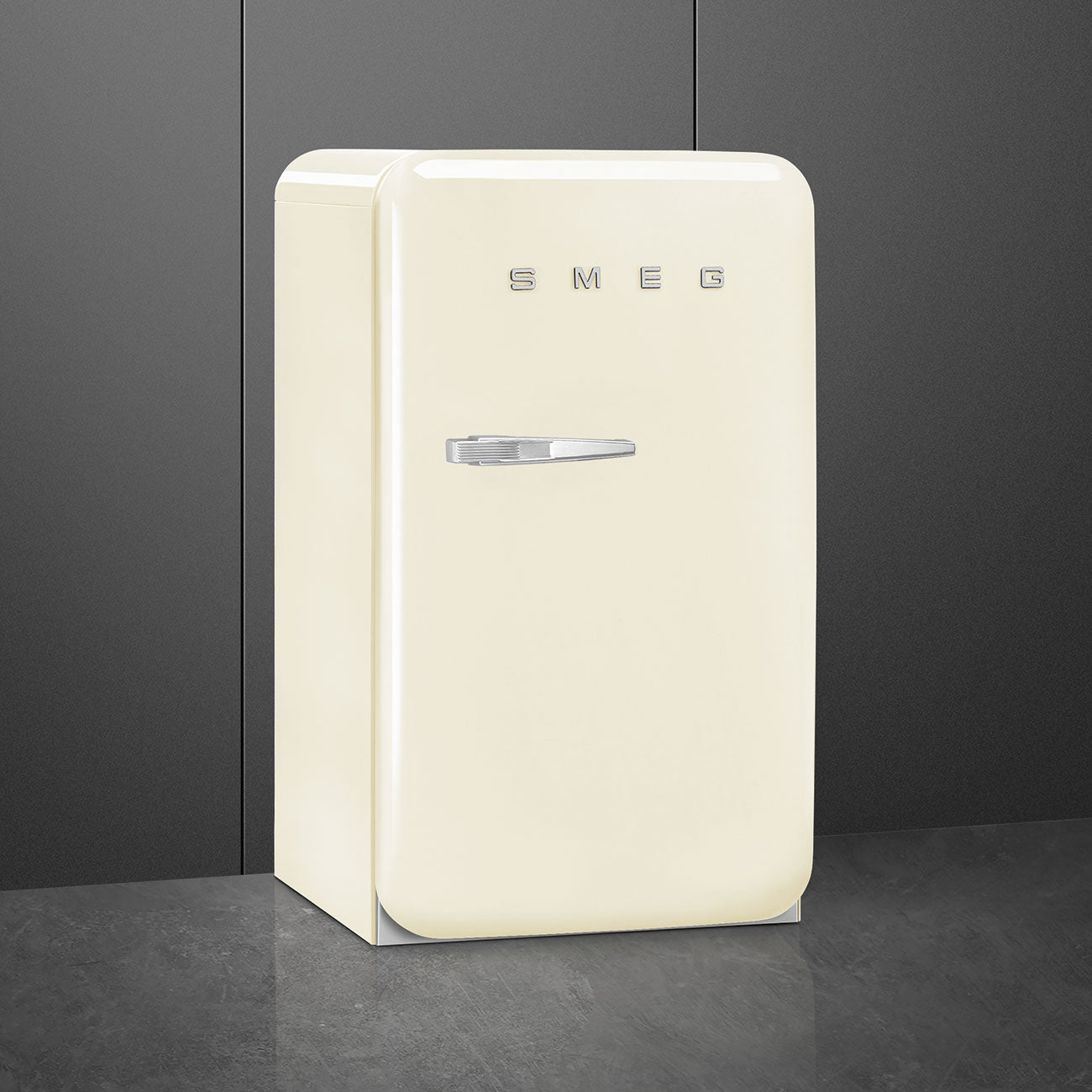 Smeg Minibar Refrigerator FAB10R