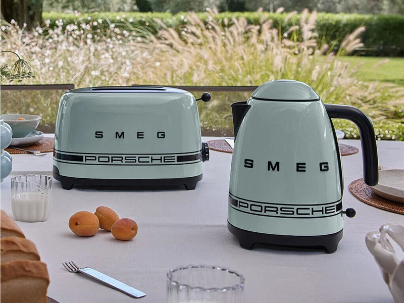 Porsche x SMEG Toaster TSF 01