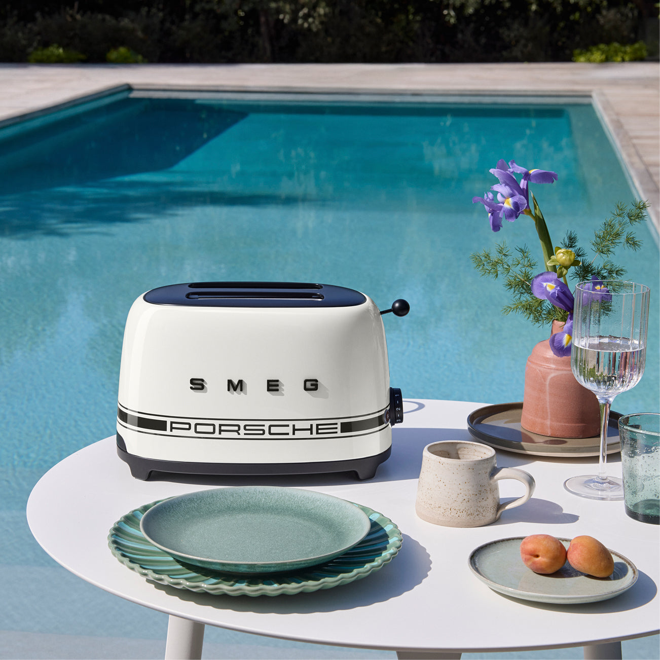Porsche x SMEG Toaster TSF 01