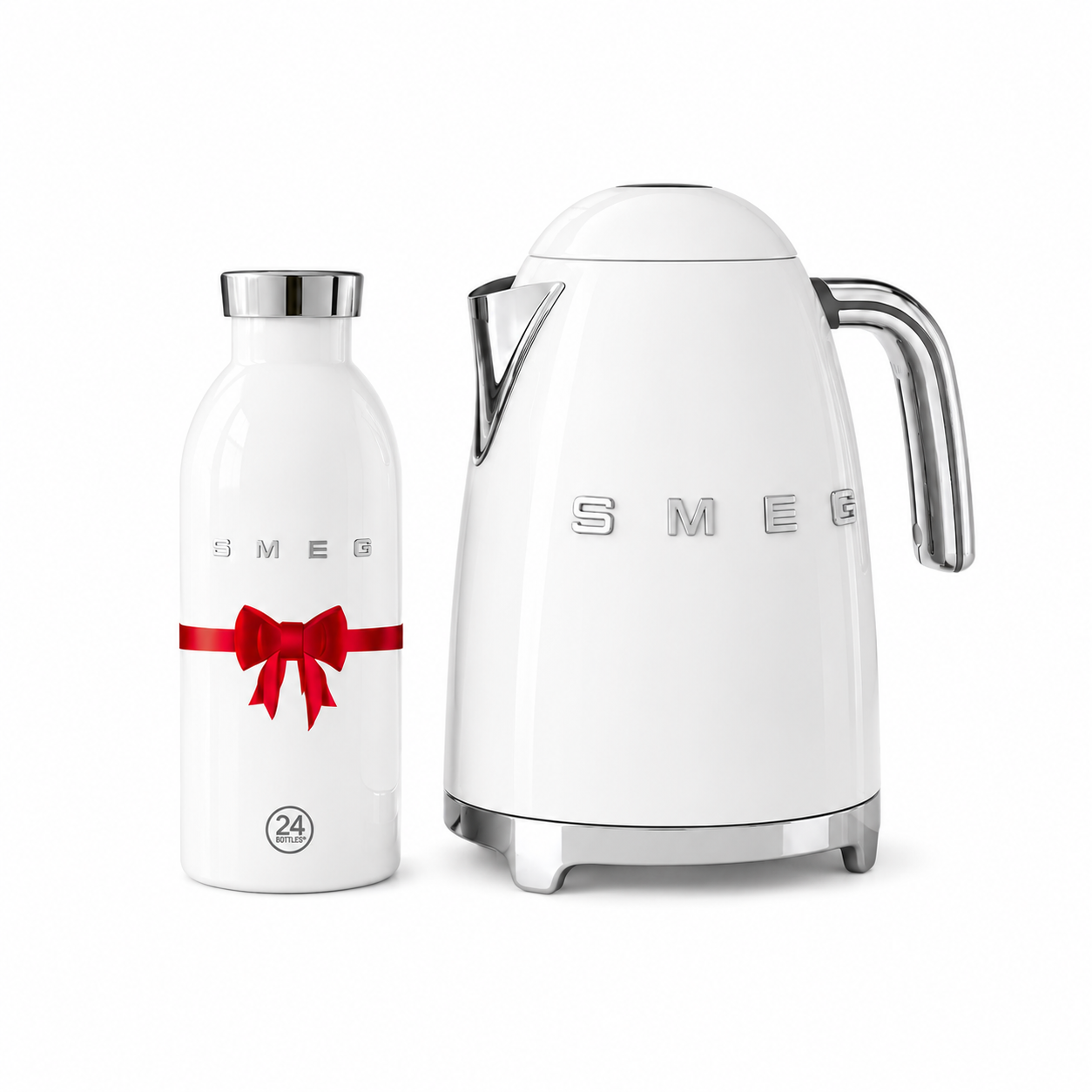 Smeg kettle and Free Bottle