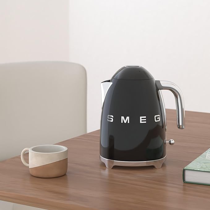 Smeg Electric Kettle 1.7 KLF03