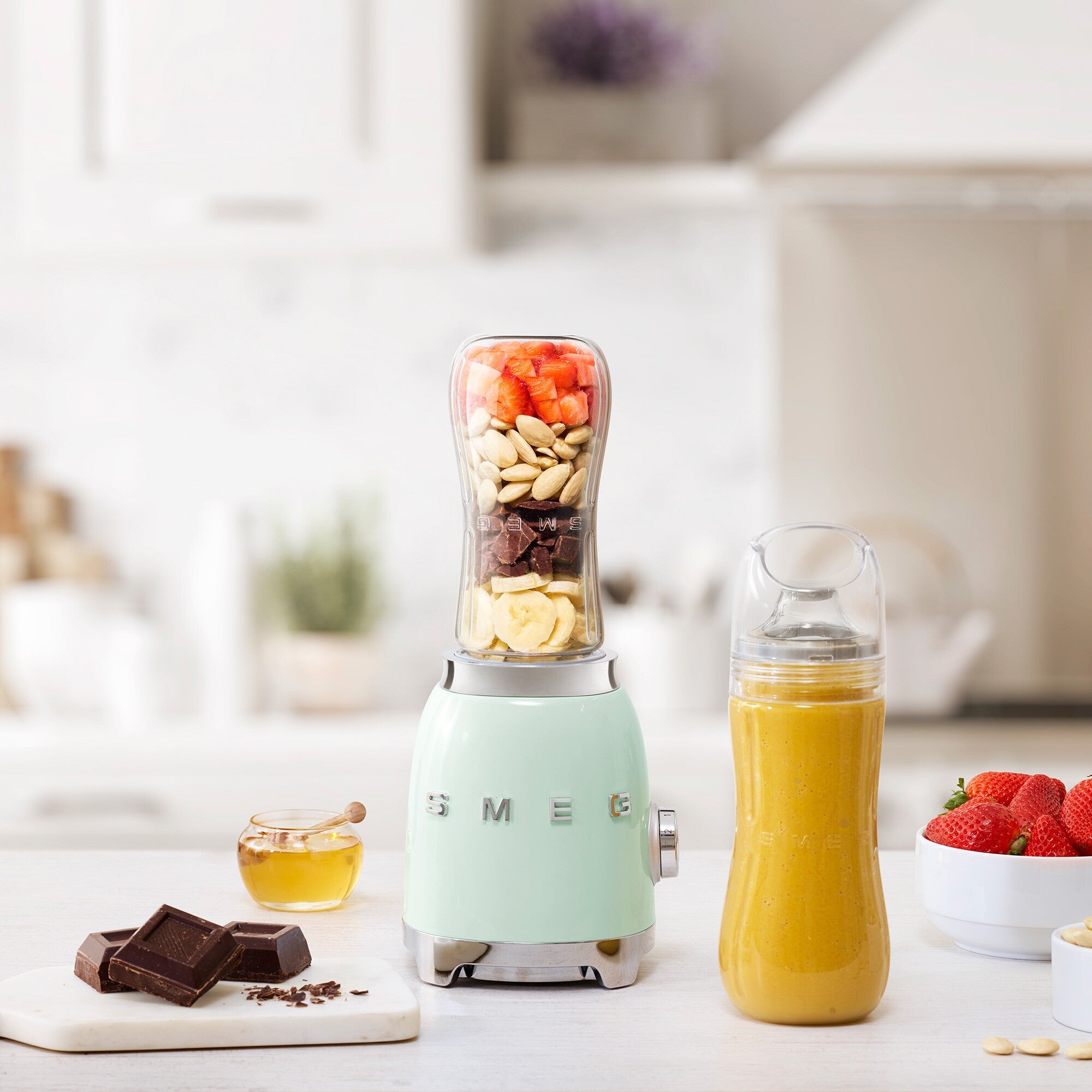 Smeg Mini Personal Blender PBF01