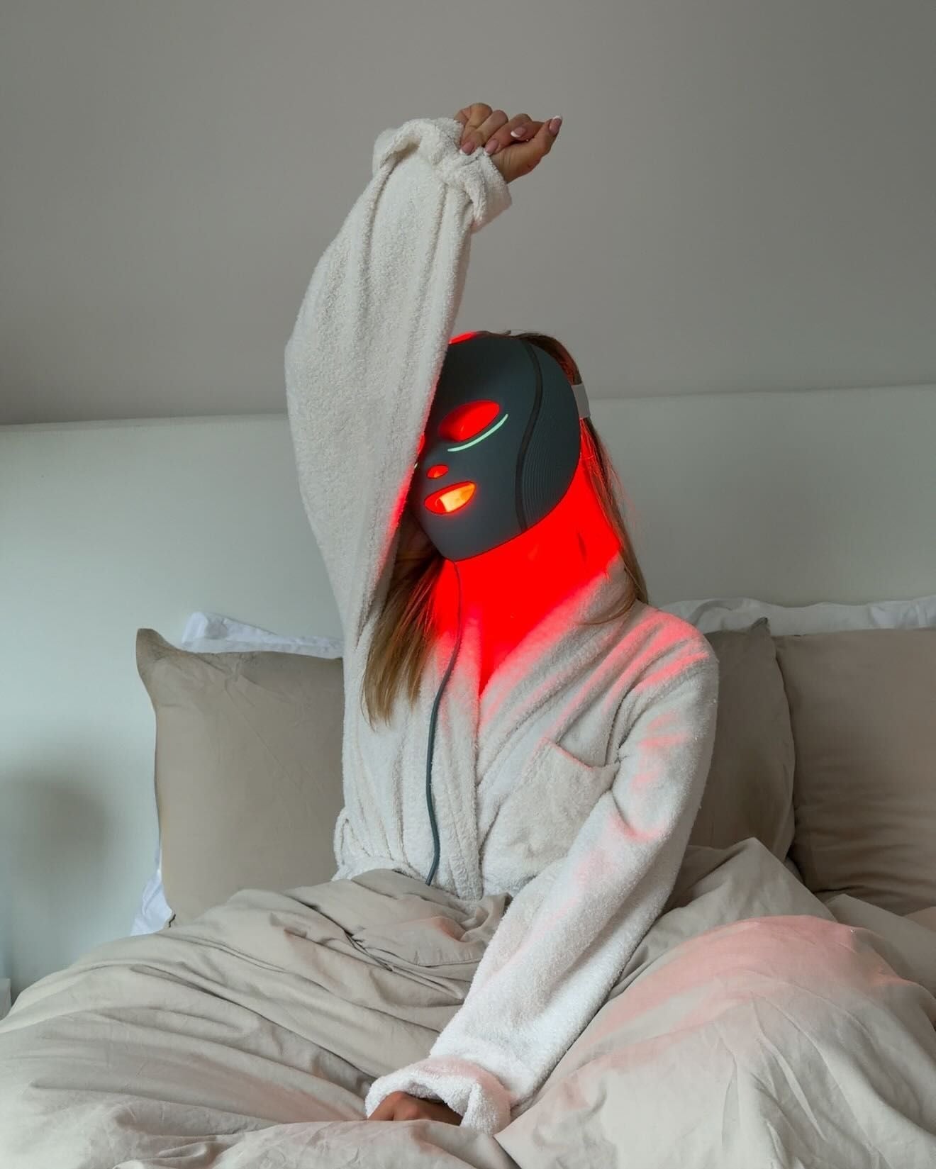 Shark CryoGlow LED Face Mask