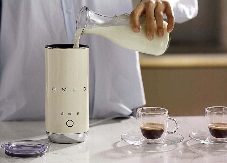 Smeg Retro Style Portable Milk Frother MFF02
