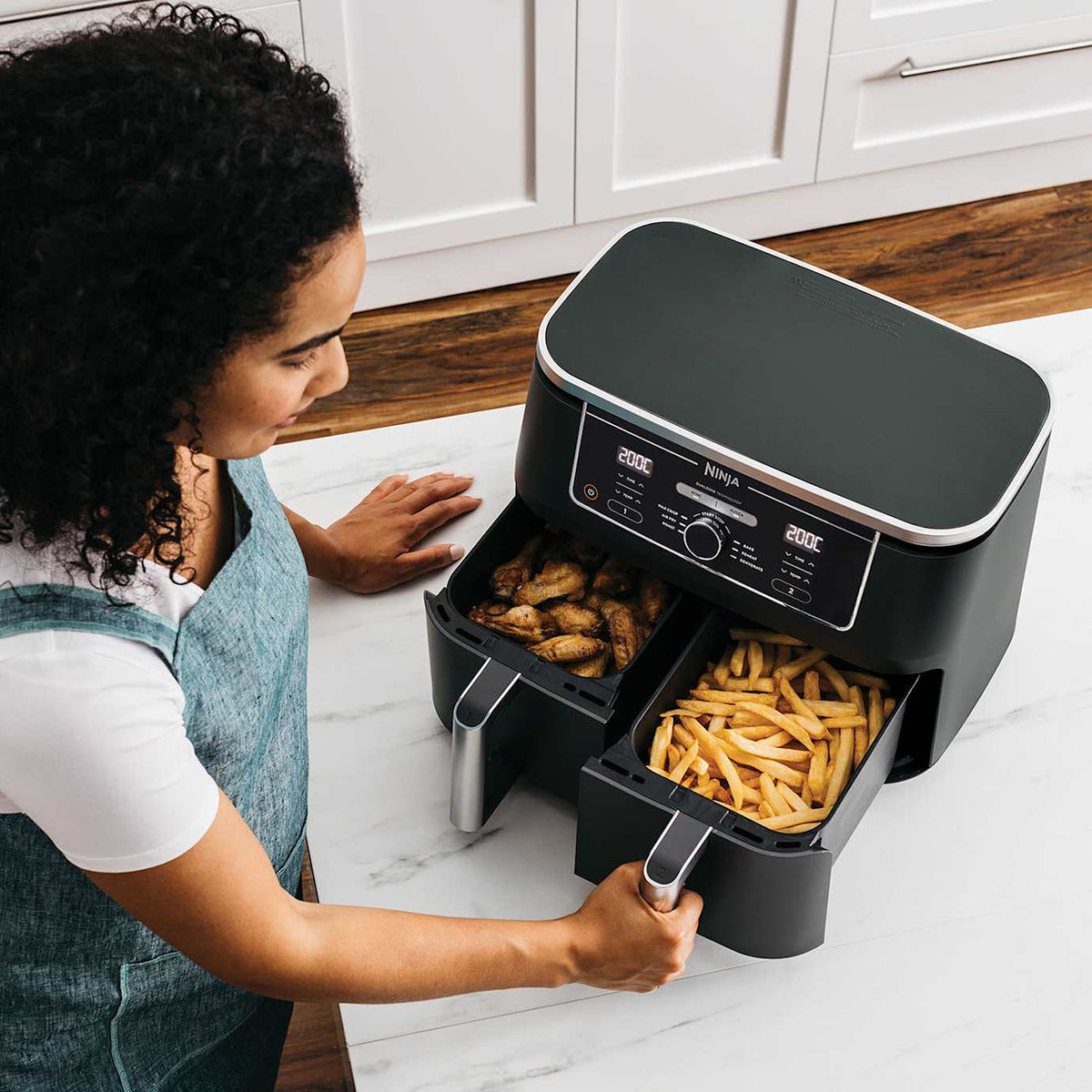 Ninja Foodi MAX Dual Zone Digital Air Fryer 2 Drawers 9.5L AF400