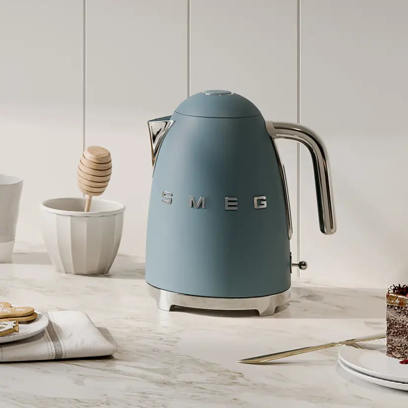 Smeg Electric Kettle 1.7 KLF03