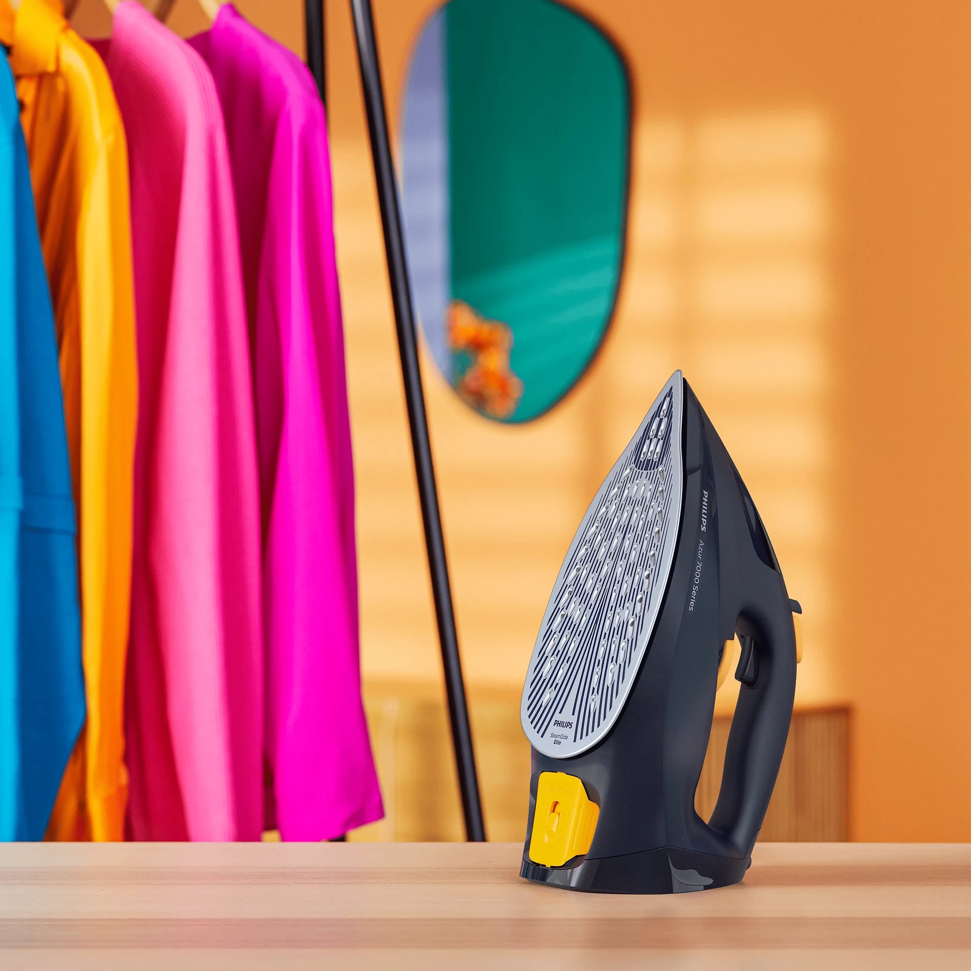 Philips 7000 Series HV Steam Iron DST7060/26